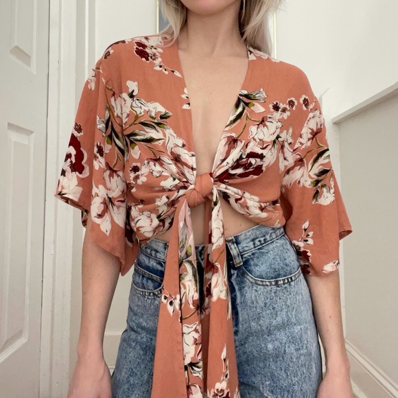 Floral Kimono Tie Top - Picture 1 of 4